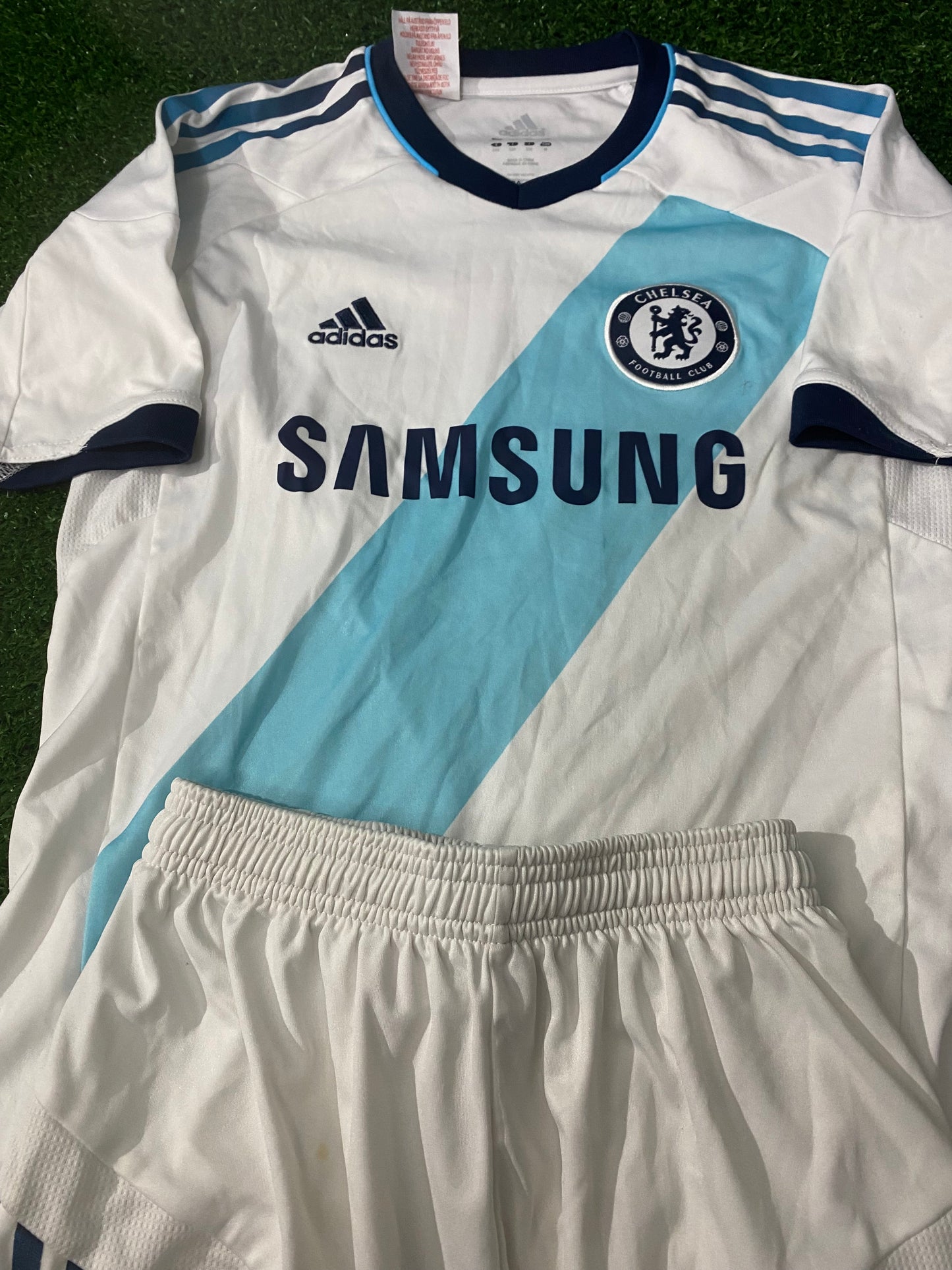 Chelsea England Soccer Football Large Boys 10-12 Year Old EPL Adidas Top & Shorts Set