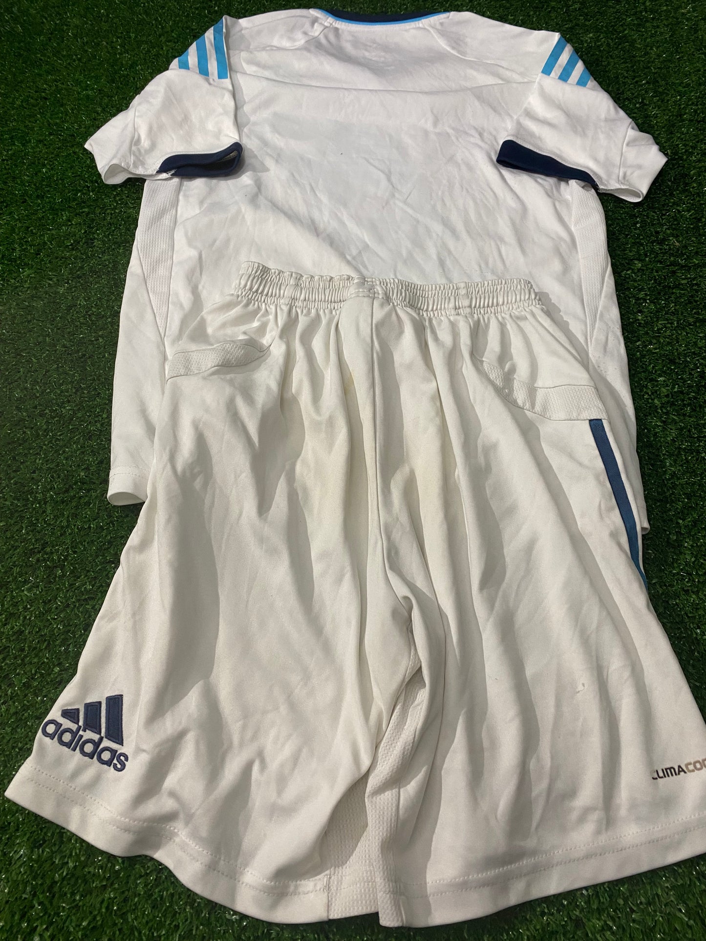 Chelsea England Soccer Football Large Boys 10-12 Year Old EPL Adidas Top & Shorts Set