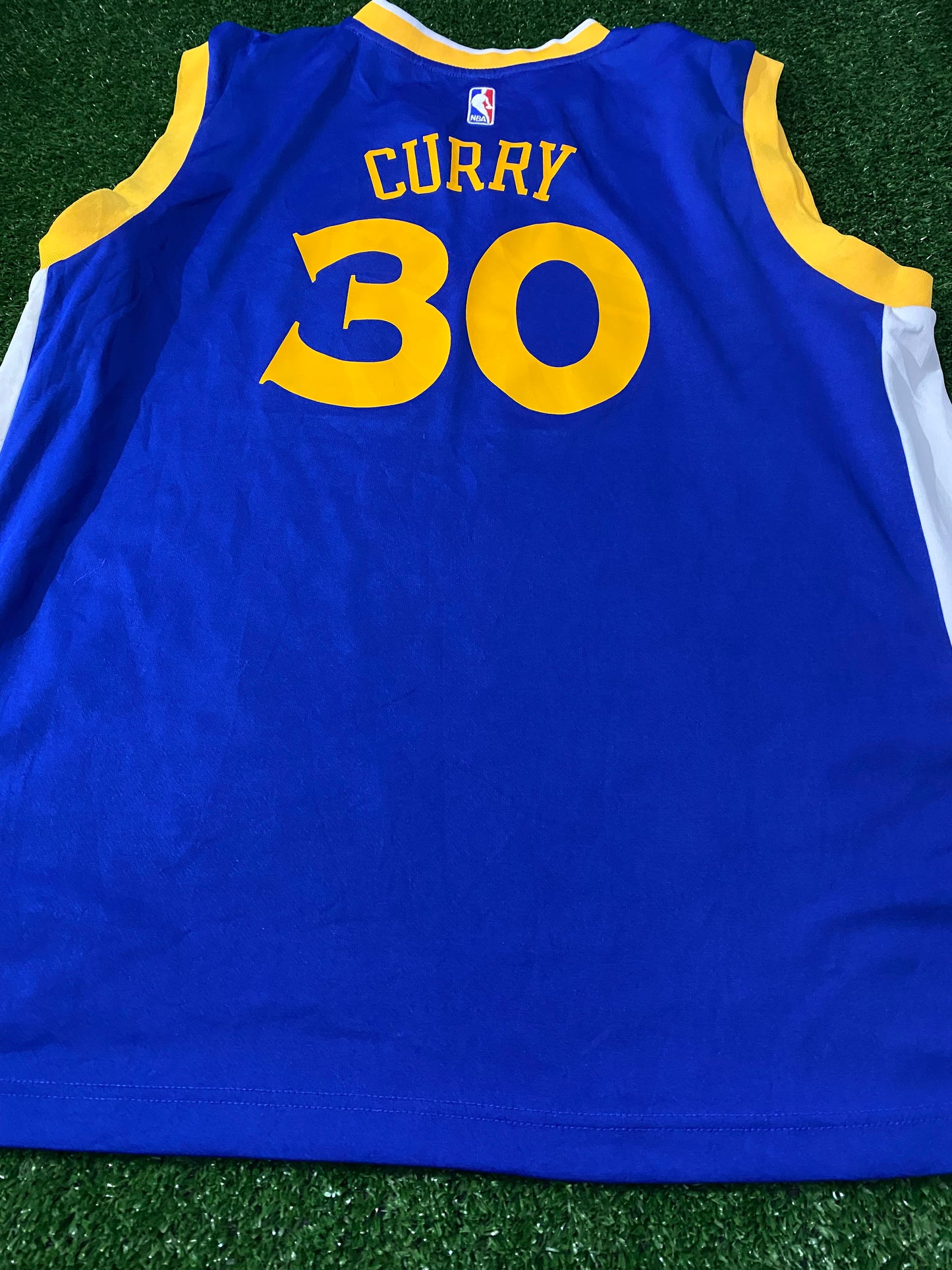 Golden State Warriors USA NBA Basketball XL Extra Large Mans Curry no30 Adidas Jersey