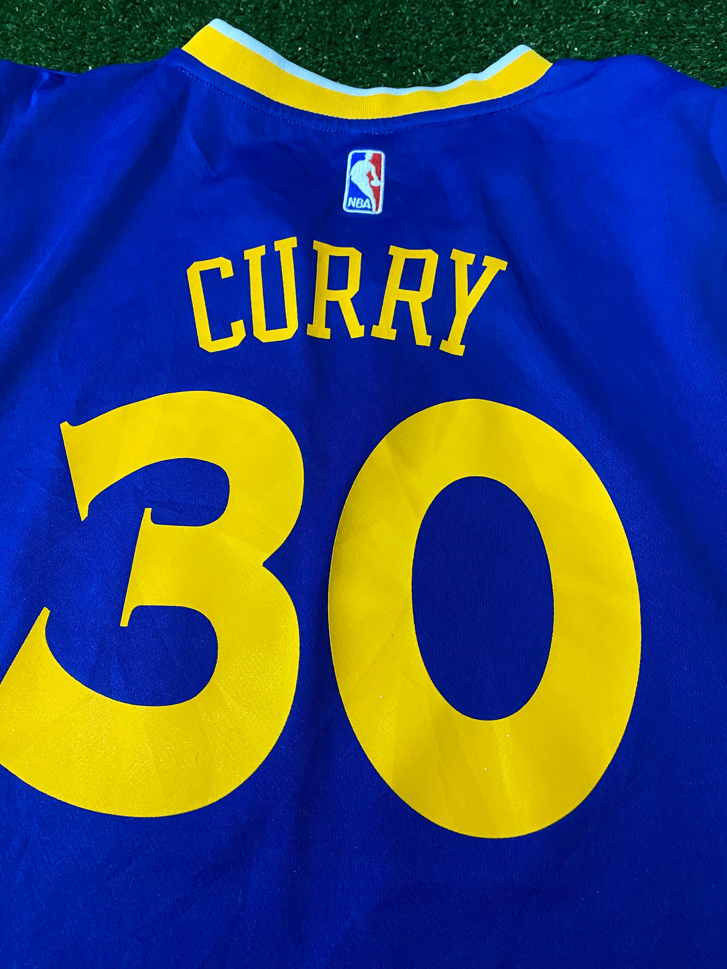 Golden State Warriors USA NBA Basketball XL Extra Large Mans Curry no30 Adidas Jersey