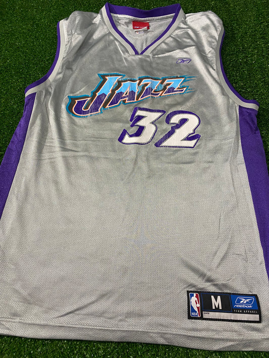 Utah Jazz NBA Basketball USA Medium Mans Malone no32 Reebok Made Jersey