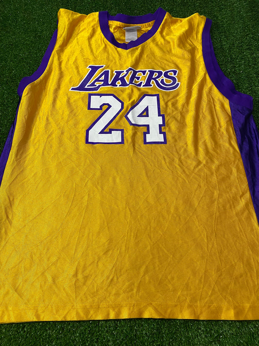 LA Lakers USA NBA Basketball XL Extra Large Mans Bryant no24 Vintage Jersey