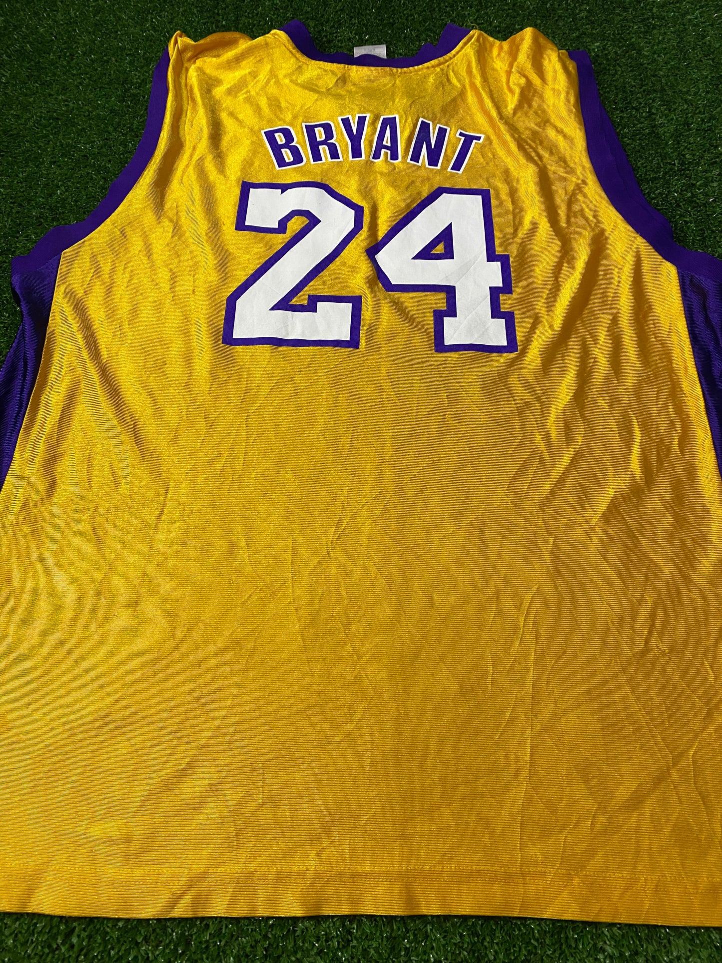 LA Lakers USA NBA Basketball XL Extra Large Mans Bryant no24 Vintage Jersey