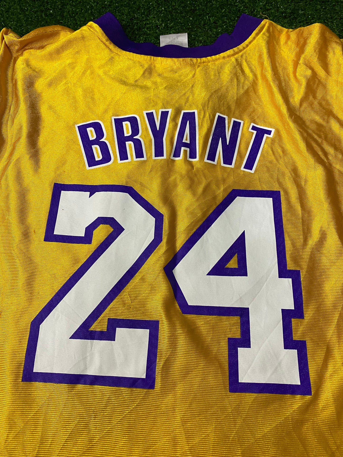 LA Lakers USA NBA Basketball XL Extra Large Mans Bryant no24 Vintage Jersey