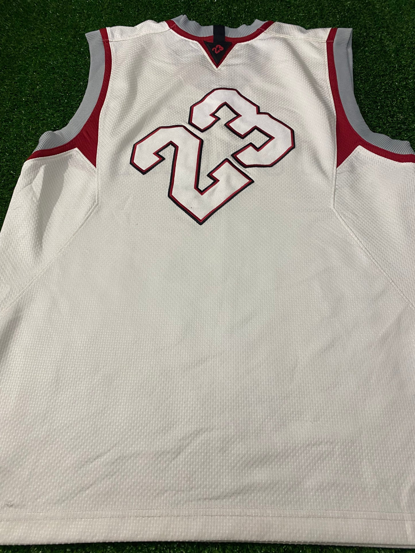 NBA Basketball United States of America Nike USA Large Mans Vintage Jordan no23 Jersey