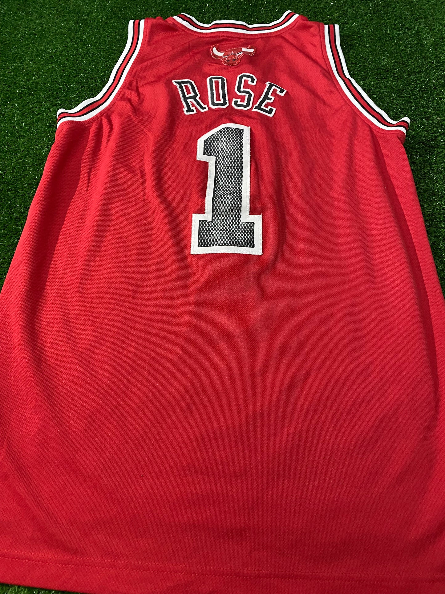 Chicago Bulss USA NBA Basketball Small Mans Rose no1 Vintage Adidas Made  Jersey