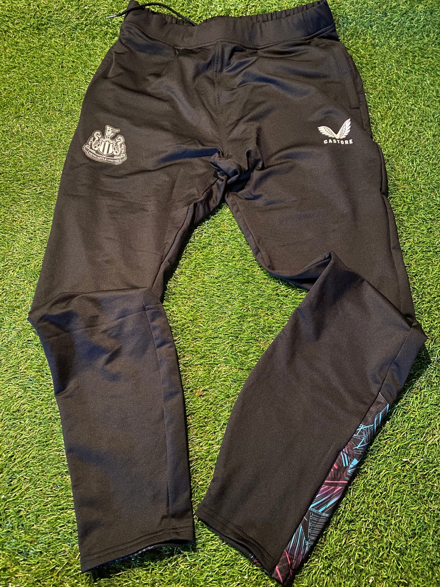 Newcastle United England Soccer Football Large Mans Castore Made Bottoms