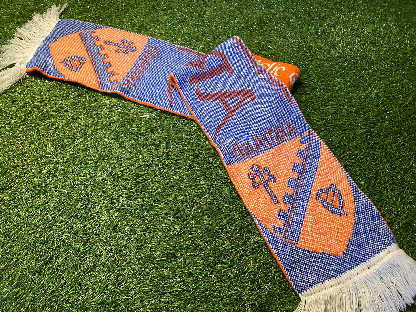 Co Armagh GAA Gaelic Football Hurling Irish Full Size Adult Scarf Scarves