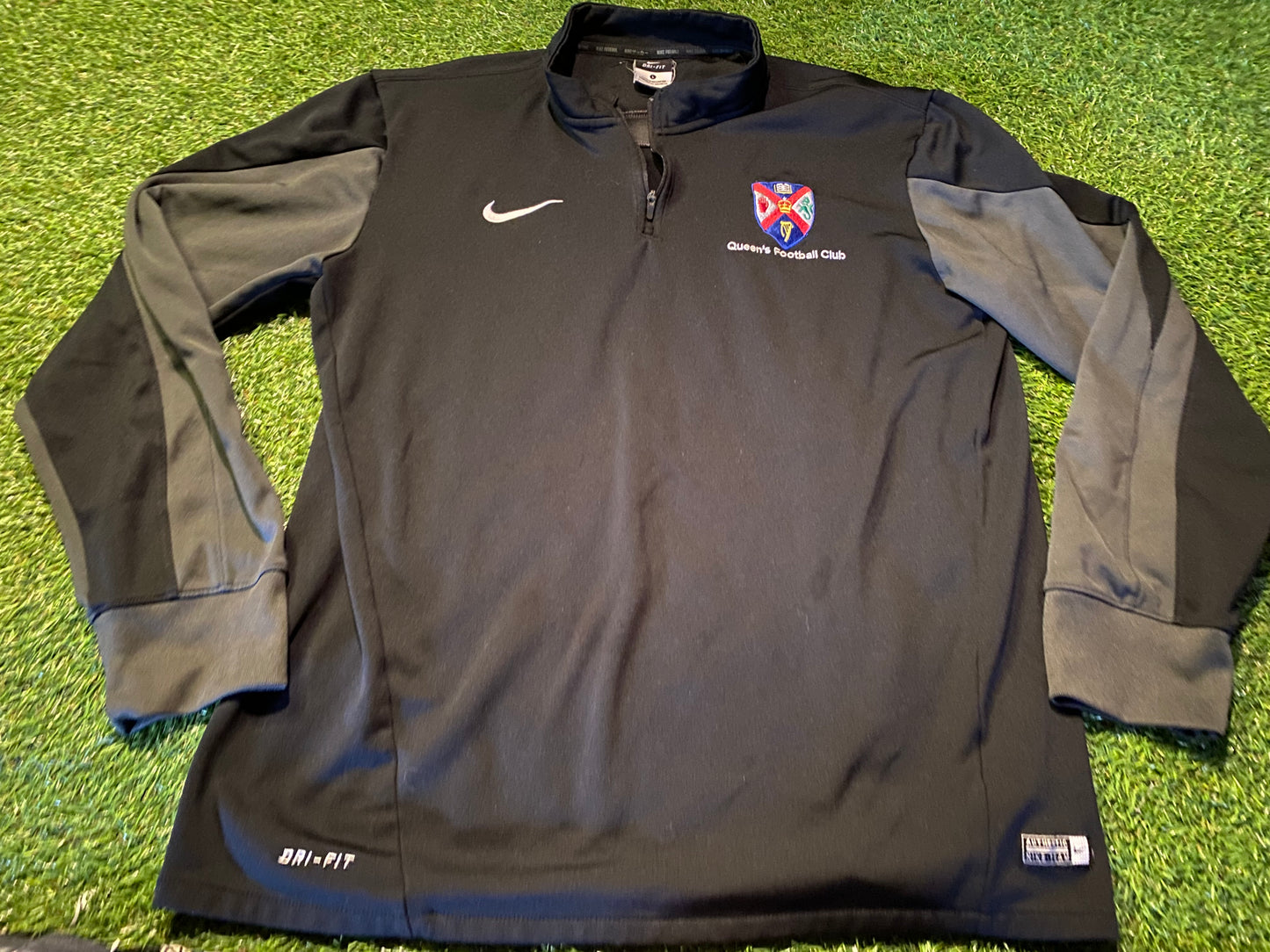 Queens University Northern Ireland GAA Gaelic Football Hurling Ireland Large Mans Nike Training / Over Top
