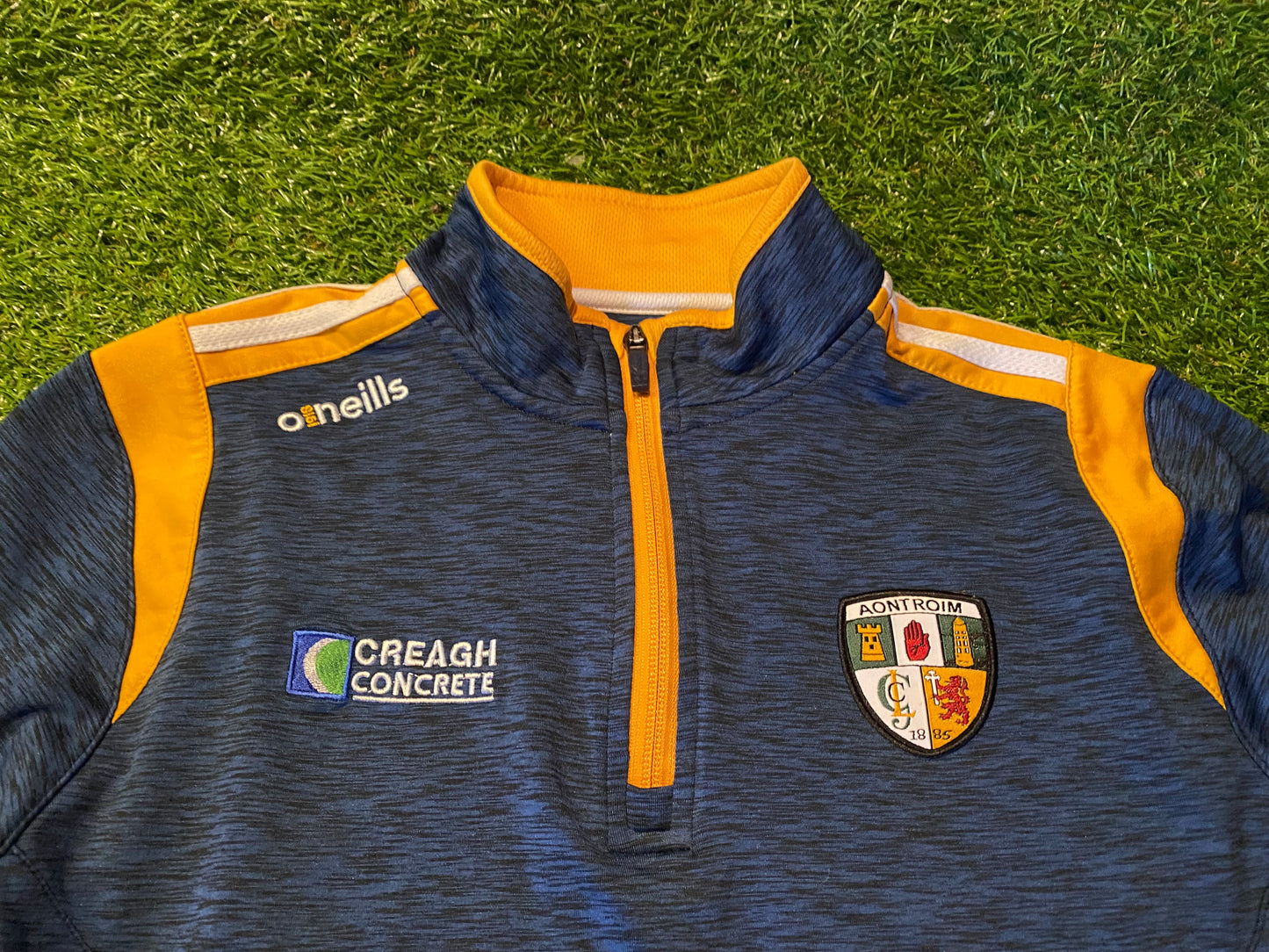 Co Antrim GAA Gaelic Football Ireland Youths / Small Mans Over Top / Traing Top / Sweater