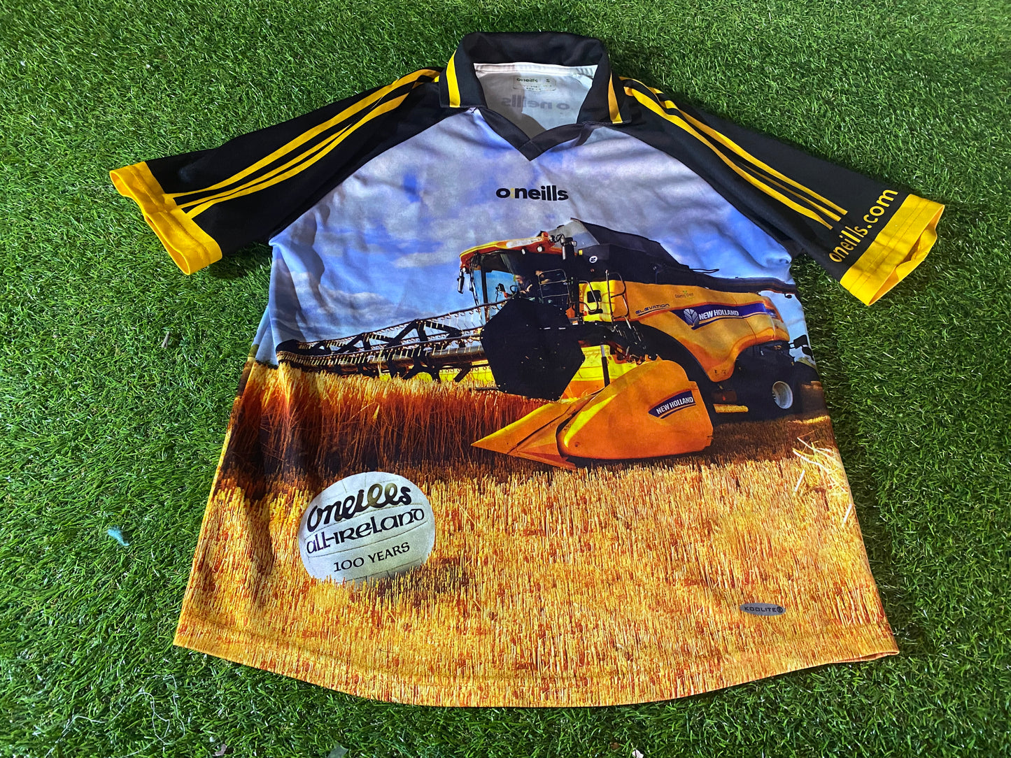 Farming Fun Farmers GAA Gaelic Football Hurling Small to Medium Mans Jersey