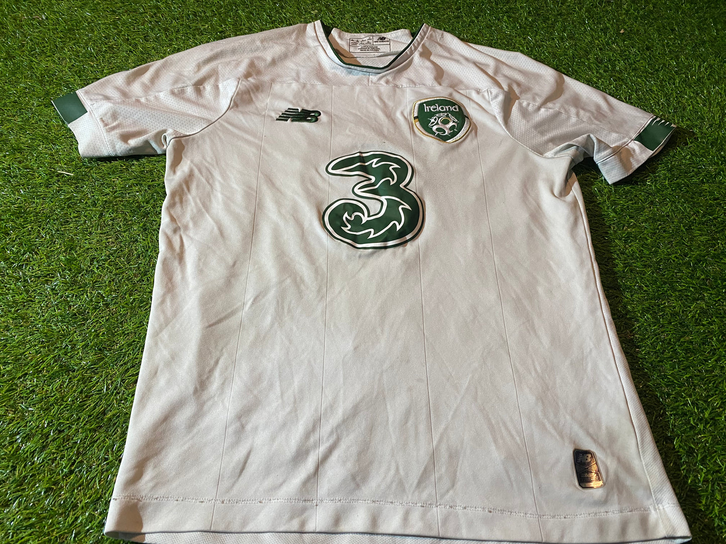 Republic of Ireland Football Soccer Small Mans New Balance Made