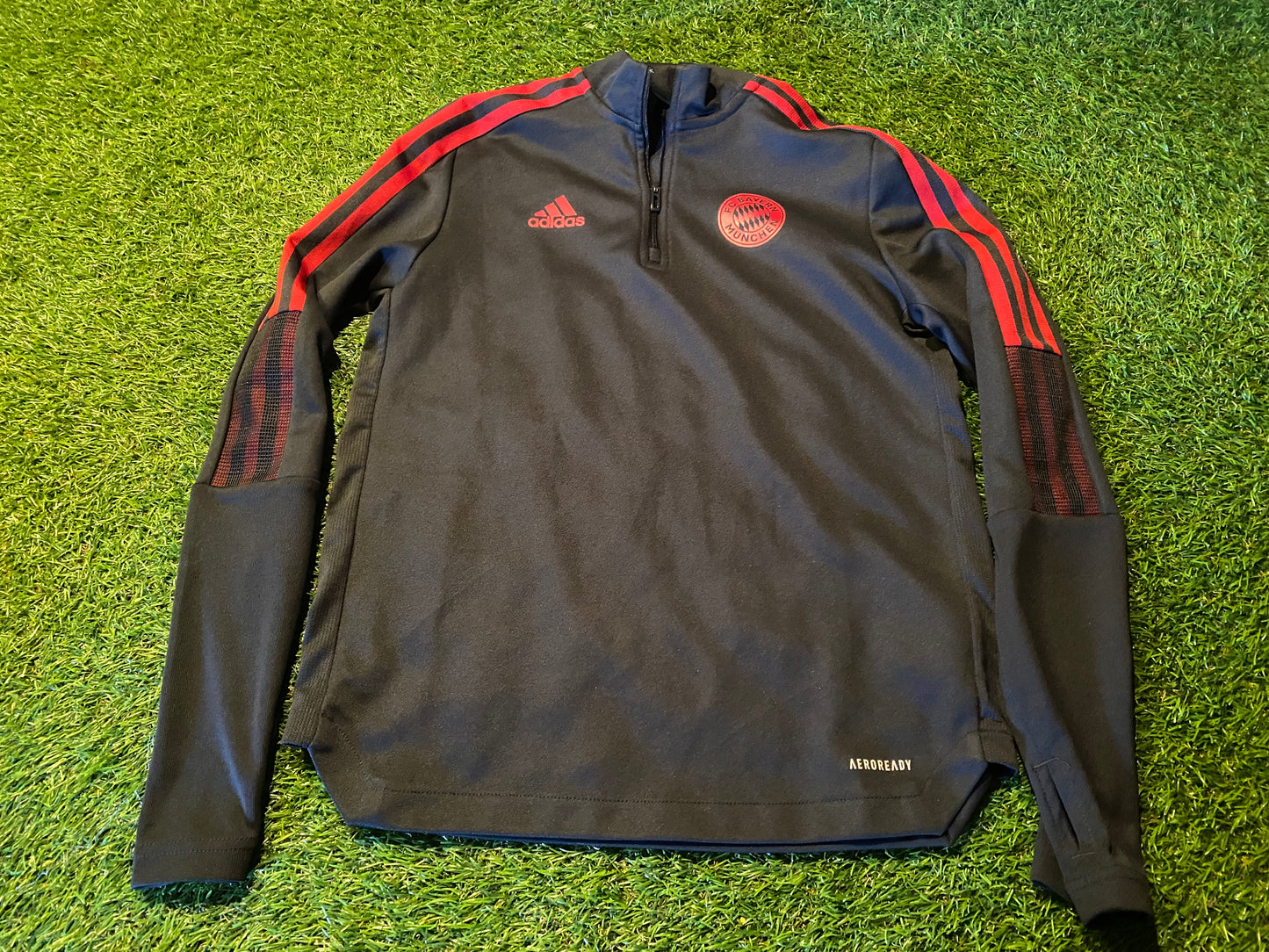 Bayern Munich German Germany Football Large Boys 11-12 Year Old Zip Up Tracksuit Top