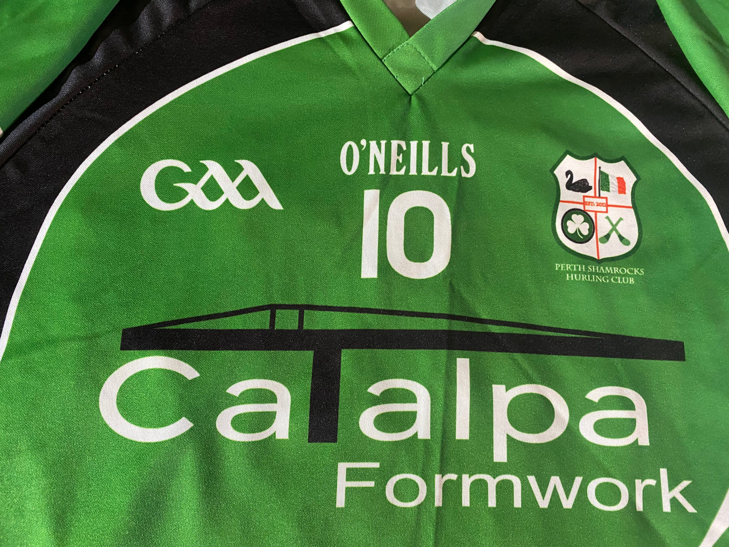 Perth Shamrocks Australia GAA Gaelic Football Medium Mans Match Worn no 10 Jersey / Shirt