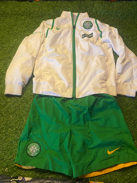 Celtic FC Scotland Football Soccer Medium Boys 9-10 Year Old Nike Zip Up Lined Jacket & Shorts