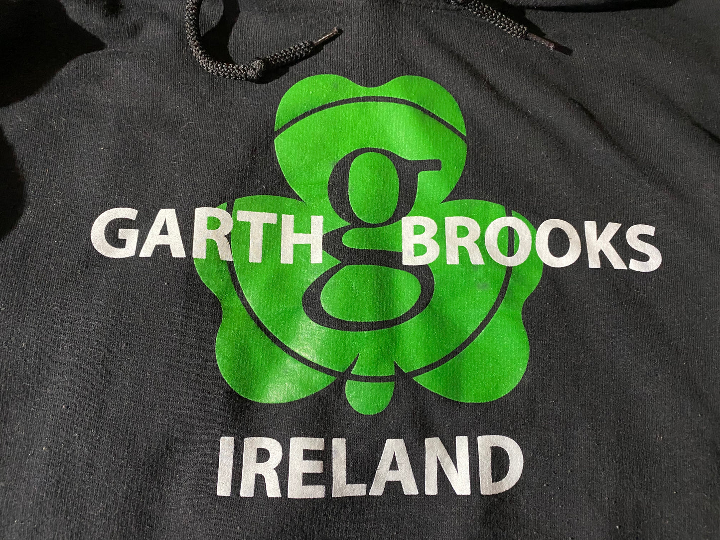 Garth Brooks USA Ireland Country & Western Singer Small Mans Gildan Made Hoody / Hooded Top