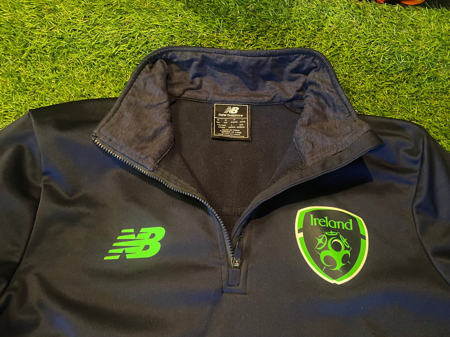 Republic of Ireland Eire Irish Football Soccer Medium Mans New Balance Heat Overtop
