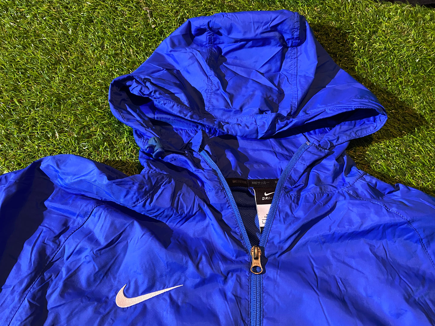 Nike Made Large Mans Breathable Lined Lighter Hooded Weatherproof Jacket / Coat