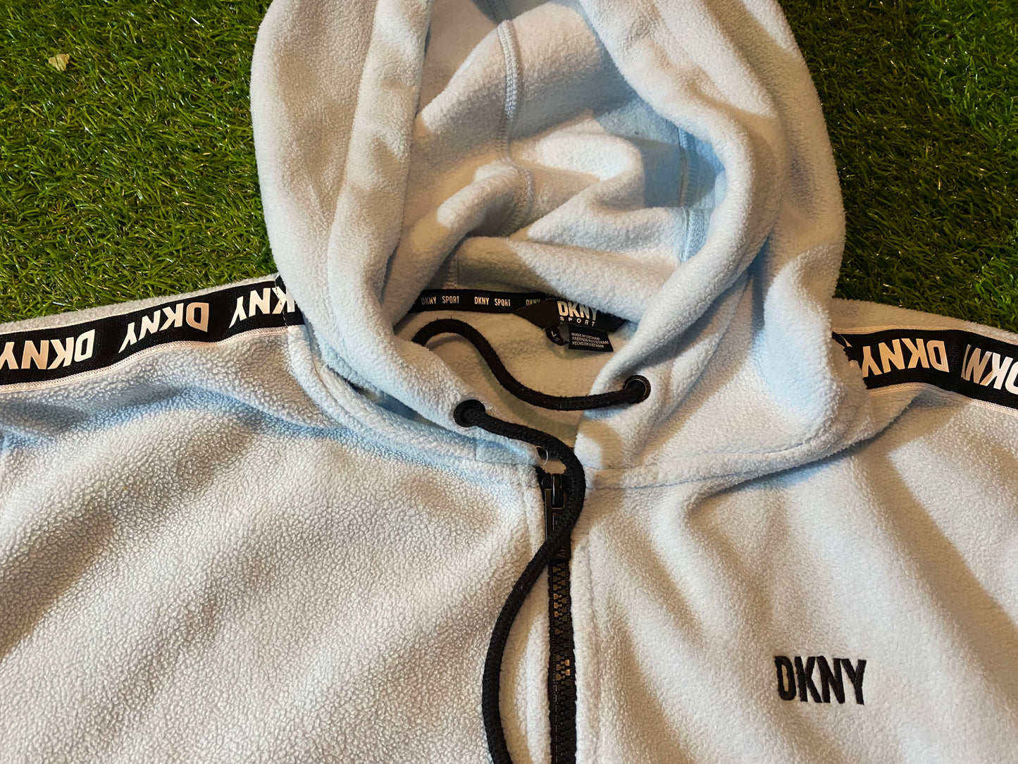 DKNY Large Mans Full Zip Up Hooded Hoody Soft Warmer Top / Jacket