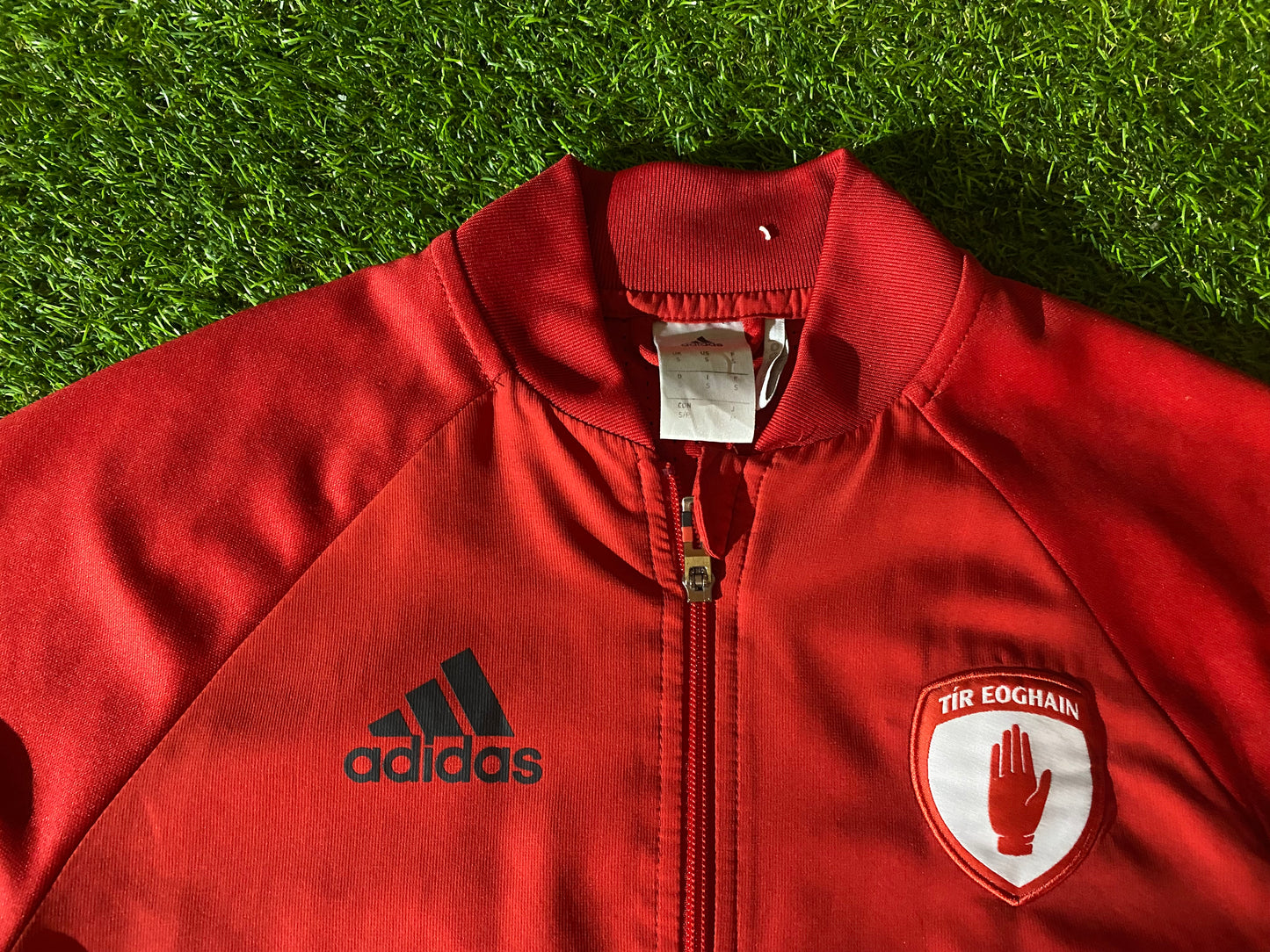 Co Tyrone Ireland Eire GAA Gaelic Football Hurling Small mans Adidas Zip Up Jacket