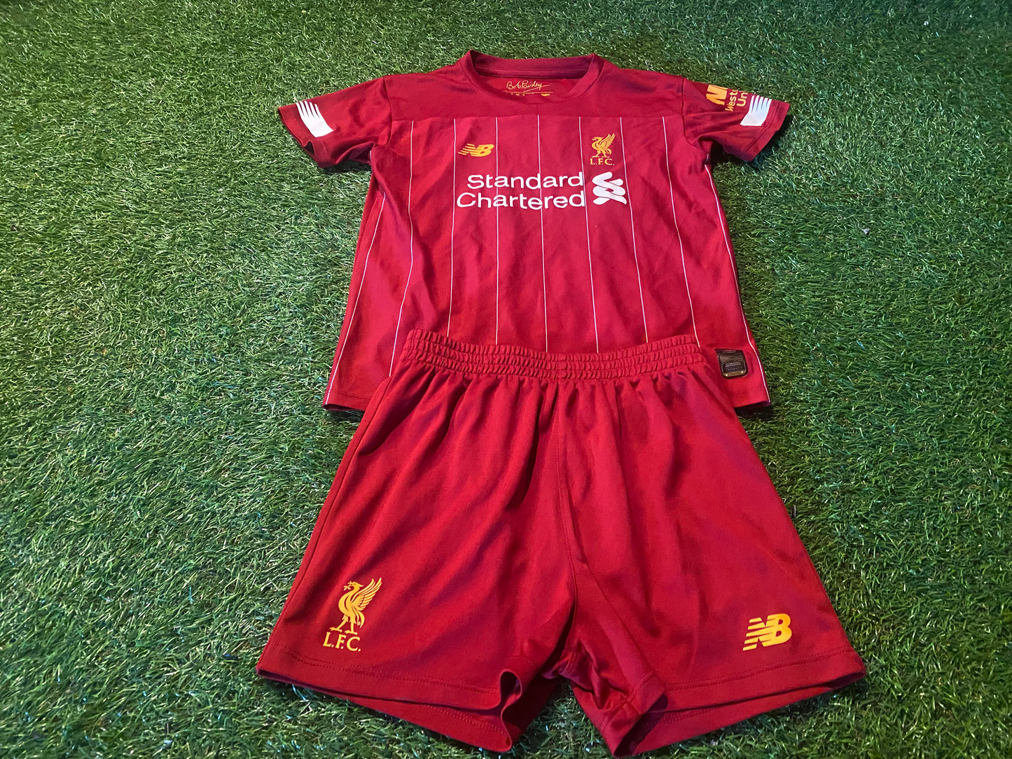 Liverpool England Football X Small Boys New Balance 110cm a 4-5 Year Old Top & Shorts Set