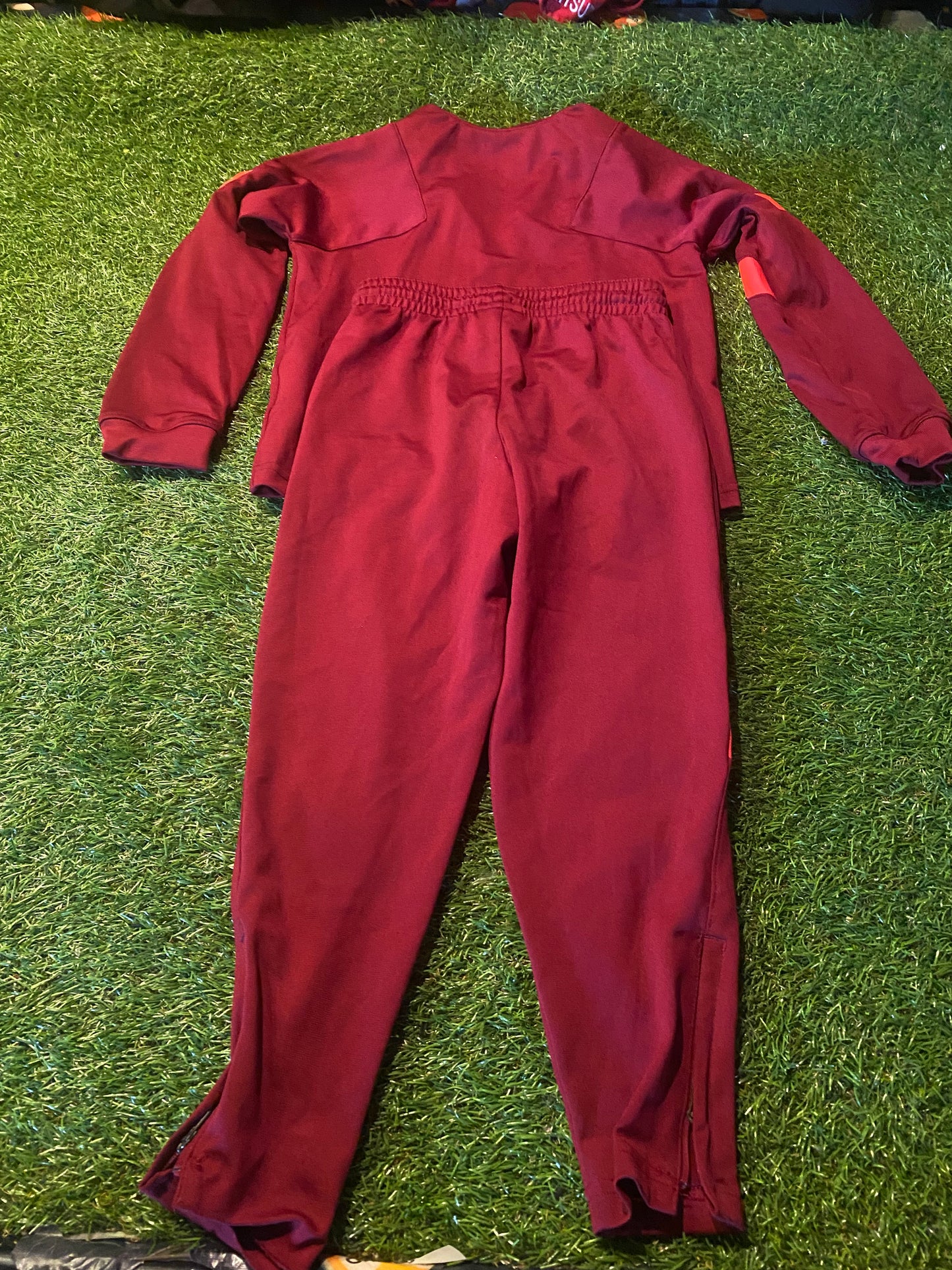 Liverpool England Football X Small Boys Nike 110-116cm a 5-6 Year Old Top & Bottoms Set