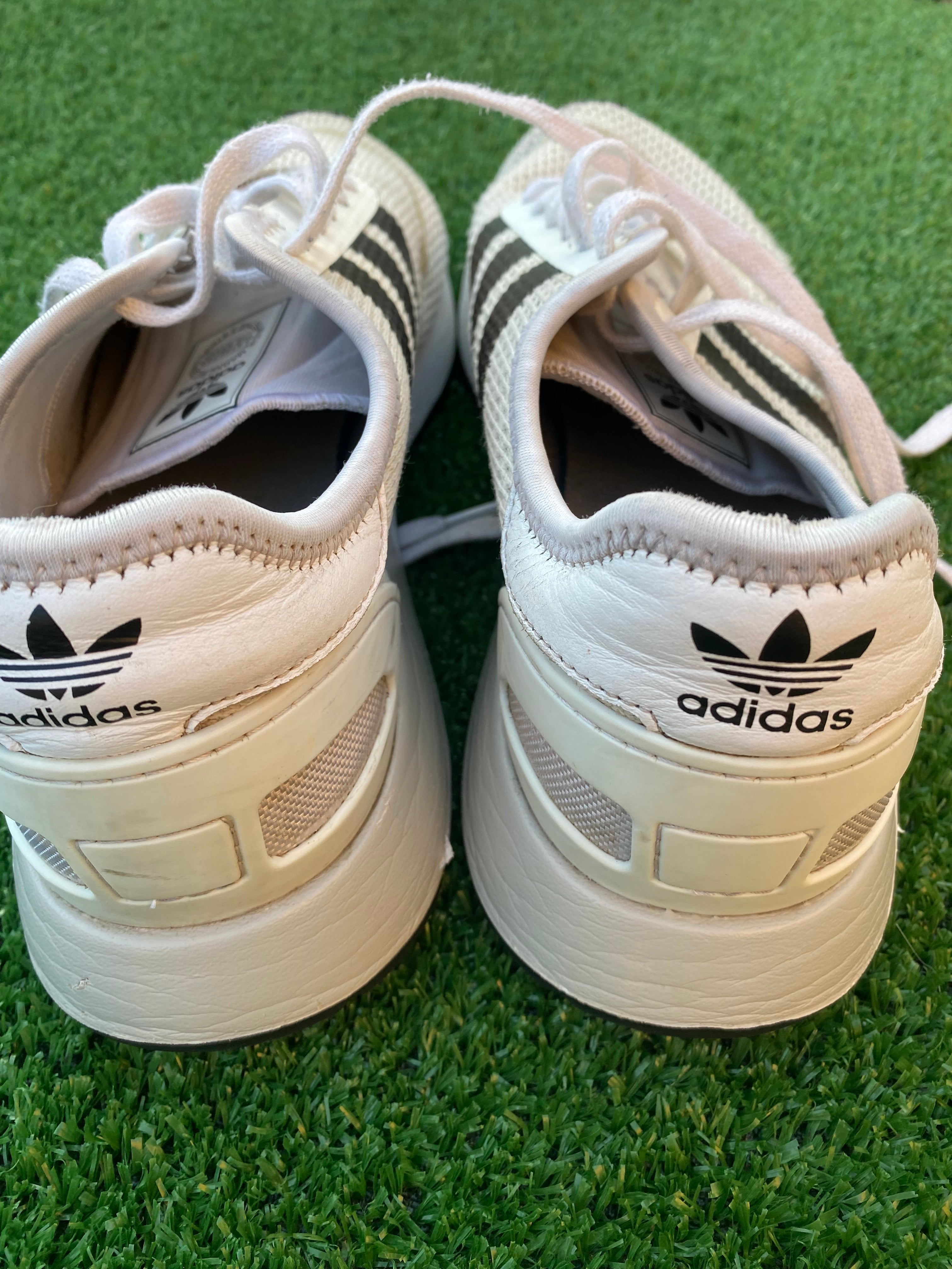 Adidas shoes unisex outlet uk