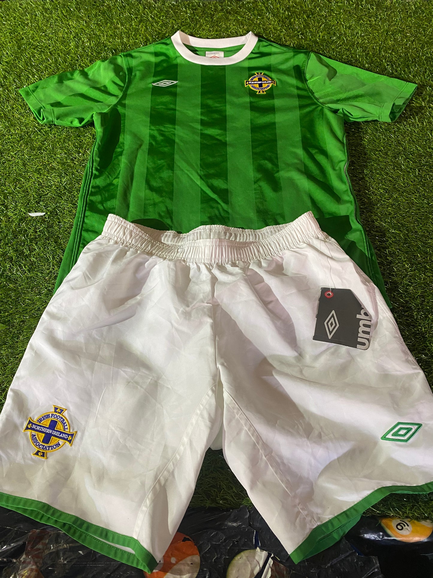 Northern Ireland Ulster Football XL Extra Large Boys 13-14 Year Old Top & Shorts Set