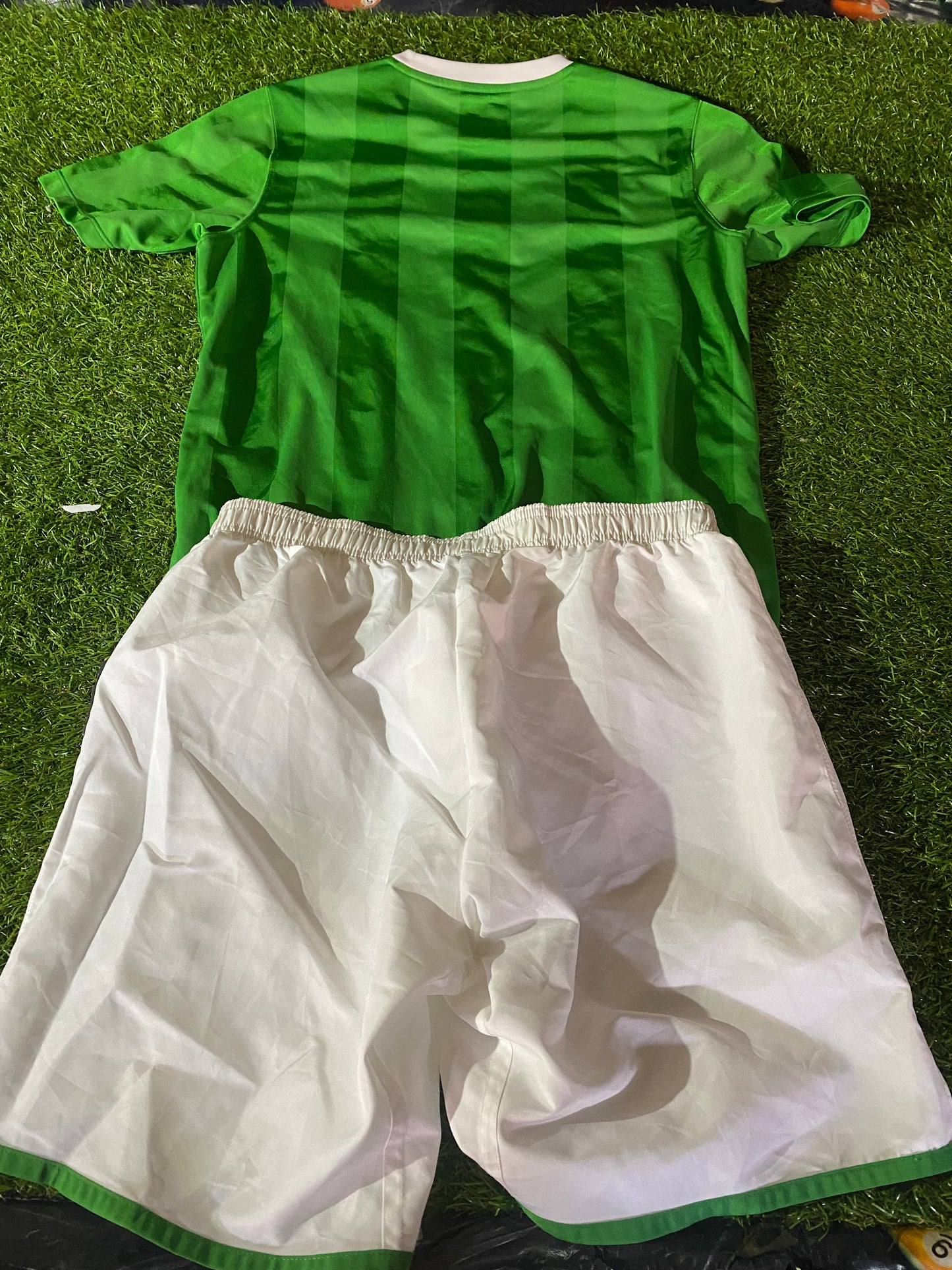 Northern Ireland Ulster Football XL Extra Large Boys 13-14 Year Old Top & Shorts Set