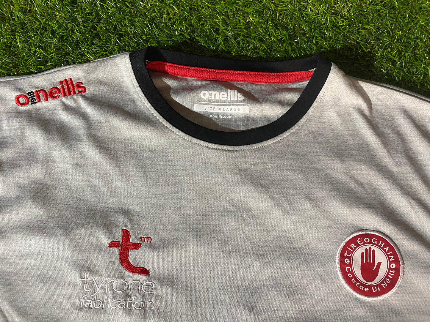 Co Tyrone Eire Ireland GAA Gaelic Hurling Football XL Extra Large Mans Oneills Leisure Jersey