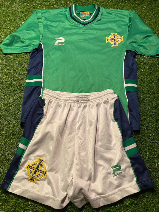Northern Ireland Football Rare XL Boys / Youths 13-15 Year Old Vintage Top & Shorts Set