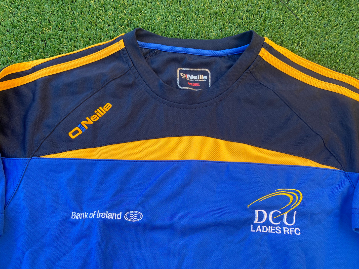 Dublin City University Eire Ireland Womans Females GAA Gaelic Football Hurling Size 12-14 Jersey