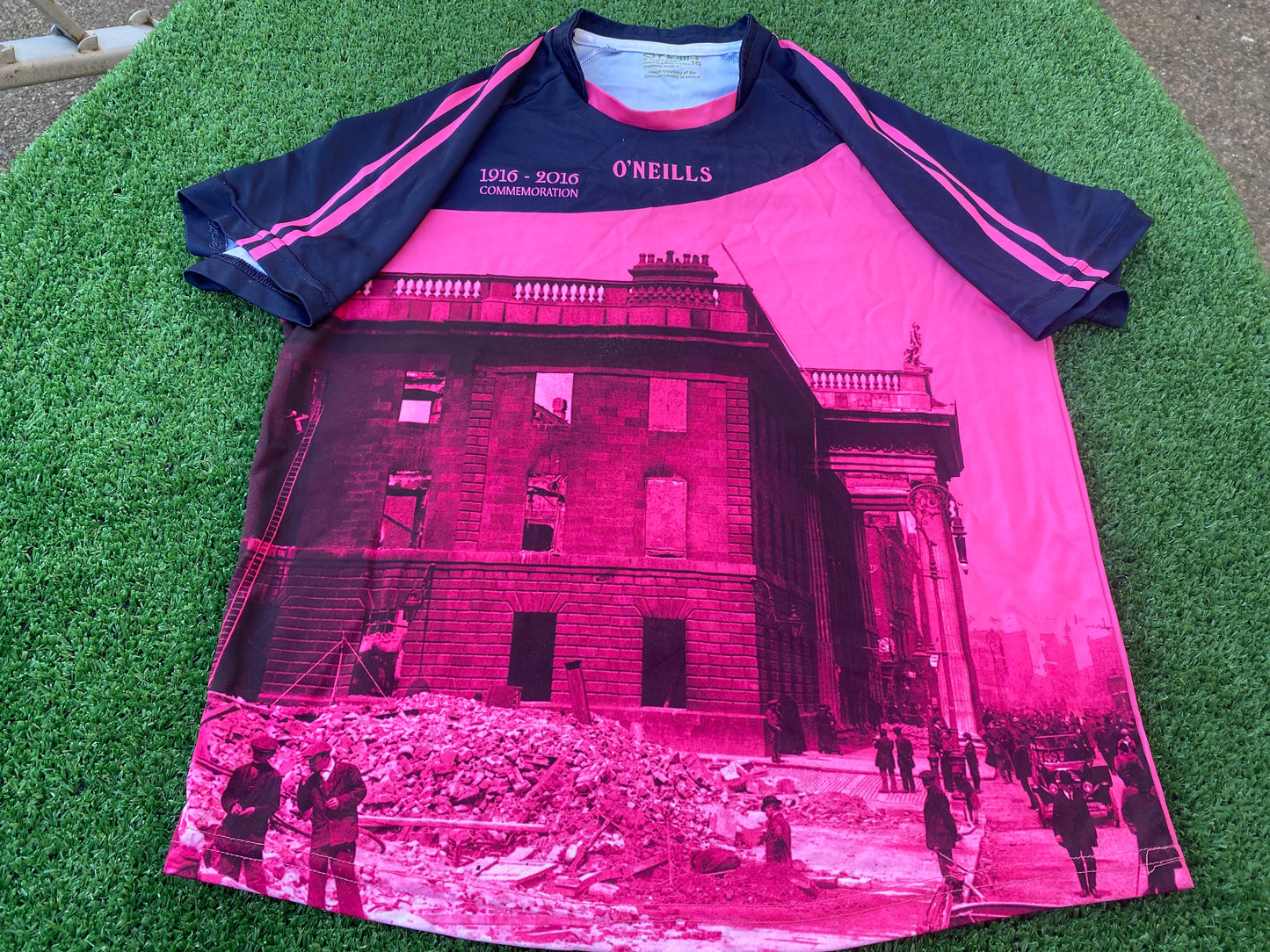 Co Dublin Eire Ireland Womans Easter Rising 1916 GAA Gaelic Football Hurling Size 16 Jersey