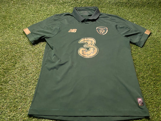 Republic of Ireland Football Soccer Medium Mans New Balance Made Shirt Jersey