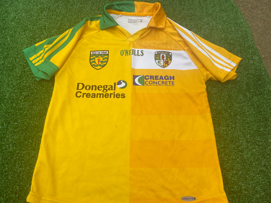 Co Donegal Co Antrim Ireland Womans Females GAA Gaelic Football Hurling Size 8 Jersey