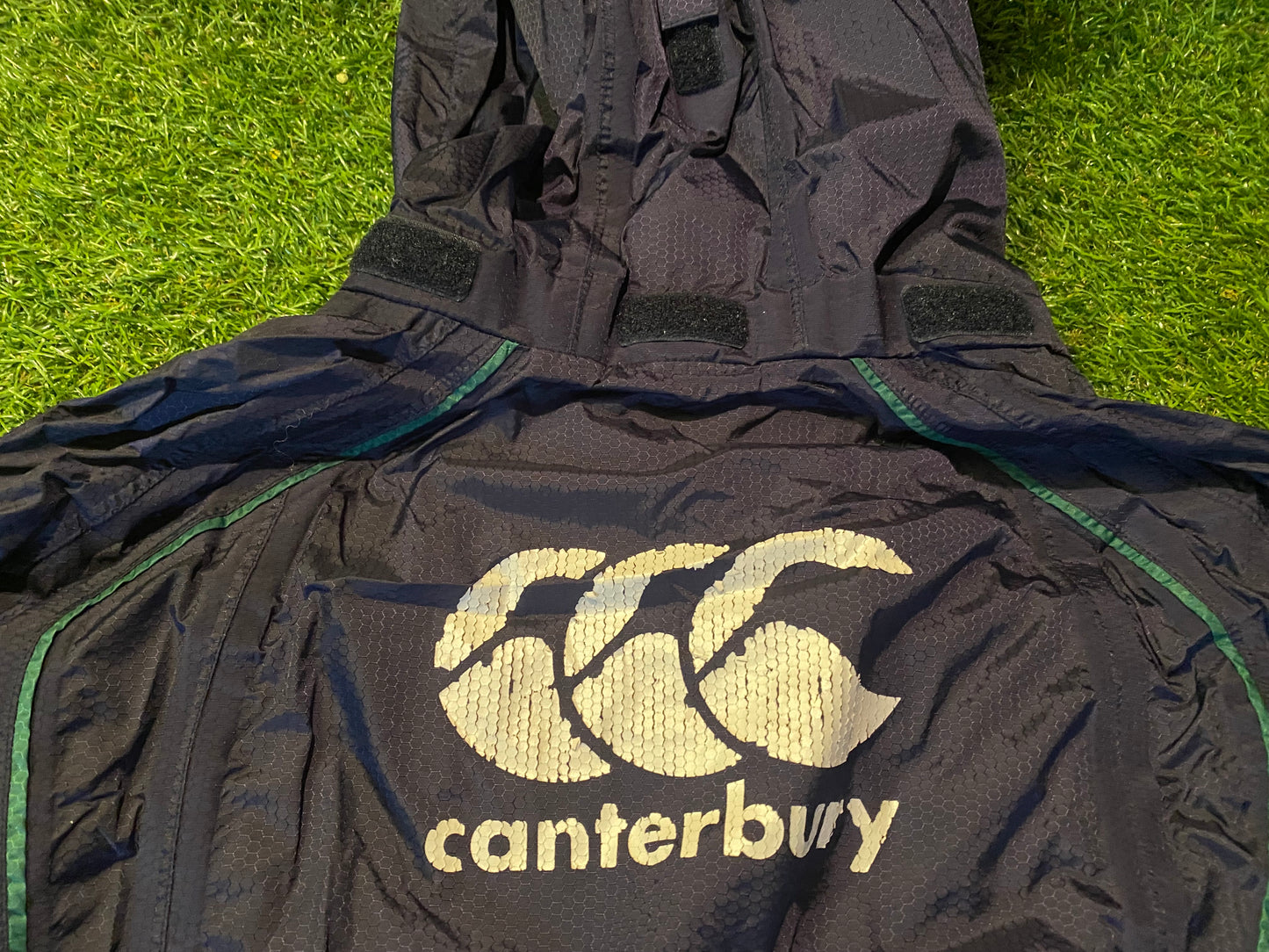 Ireland IRFU Eire Irish Rugby Union Medium Mans Weatherproof Hoody Hooded Jacket