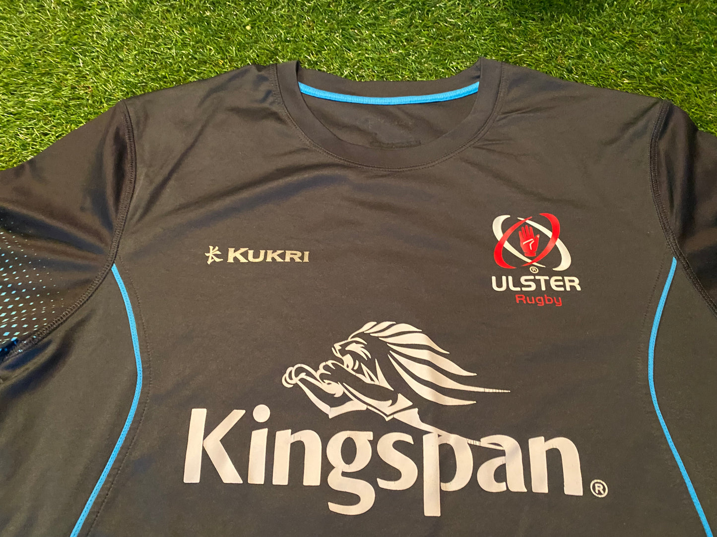 Ulster Northern Ireland Rugby Union Medium Mans Kukri Made Lighter Leisure Jersey