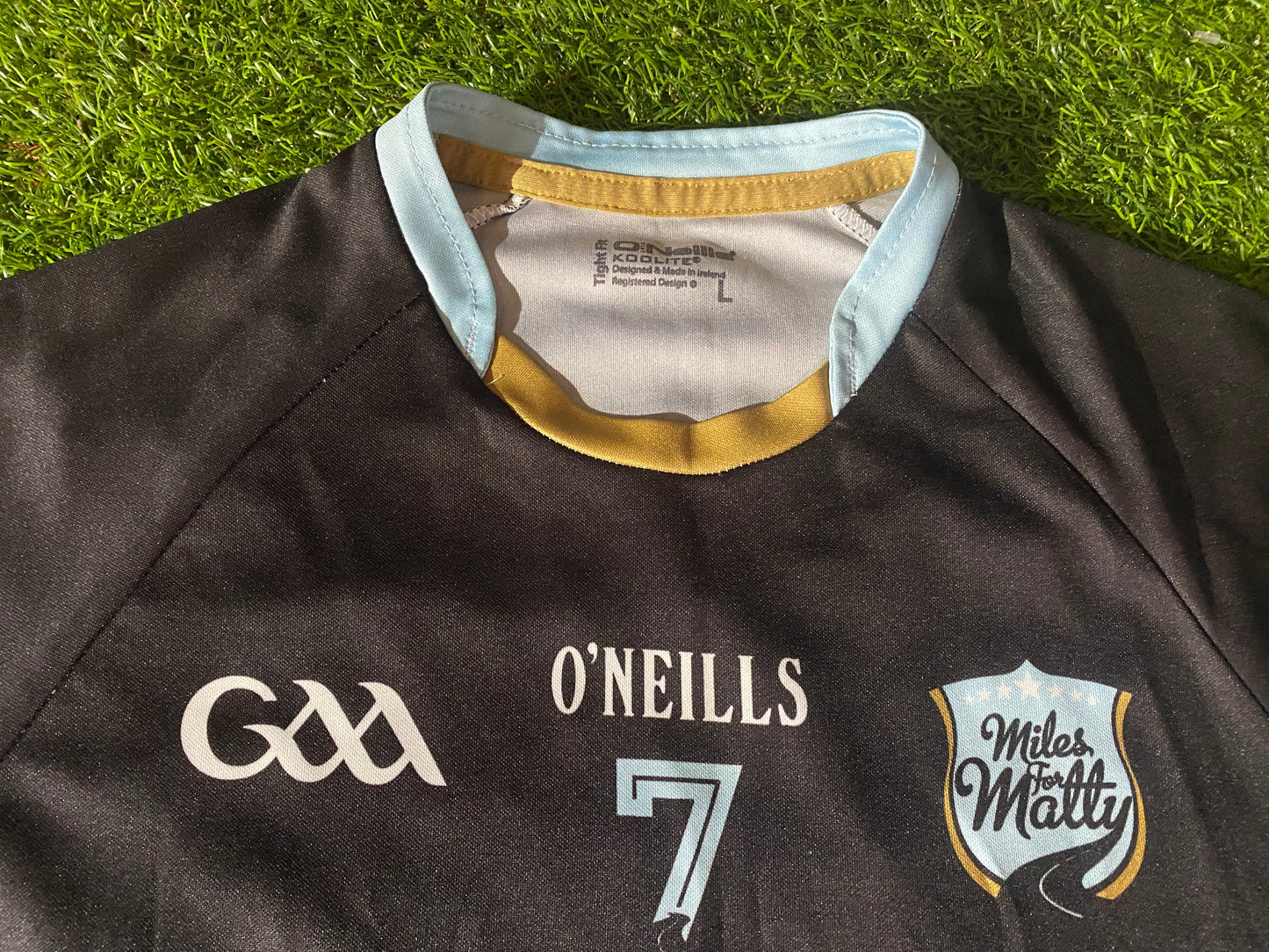 Miles For Matty Omagh Killyclougher Ireland GAA Gaelic Football Large Mans Tight Fit no7 Jersey