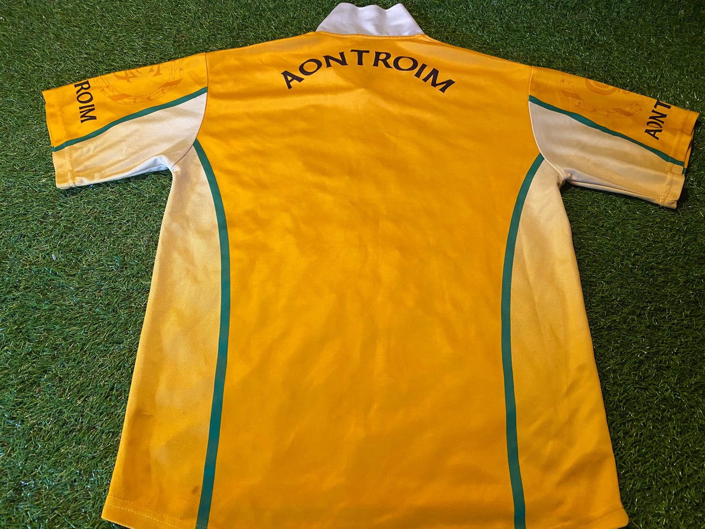 Co Antrim GAA Gaelic Football Ireland Medium Mans Rare Vintage Bushmills Whiskey Home Jersey