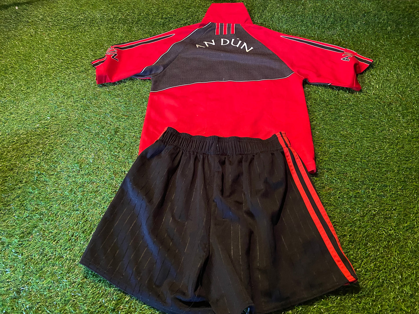 Co Down GAA Gaelic Football Medium Boys 9-10 Year Old Top & Shorts Set