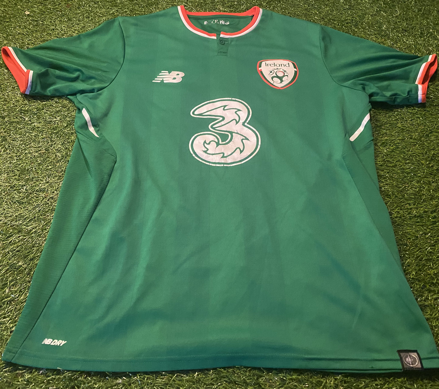 Republic of Ireland Football Soccer Medium Mans New Balance Home Jersey