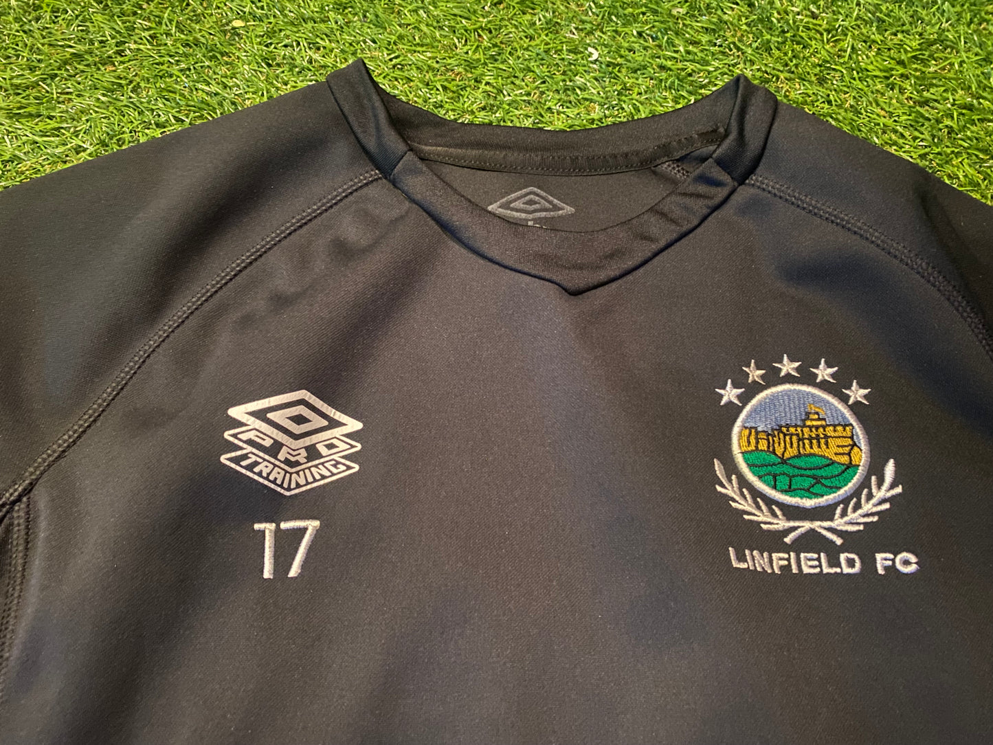 Linfield FC Northern Ireland Football Medium mans Tight Fit Stretch Players Training Top