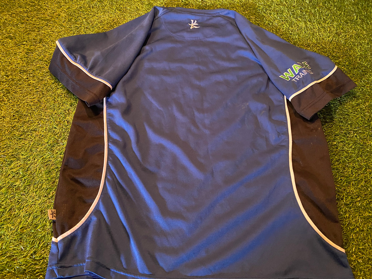 Portadown RFC Ulster Northern Ireland Medium mans Kukri Made Leisure / Training Top