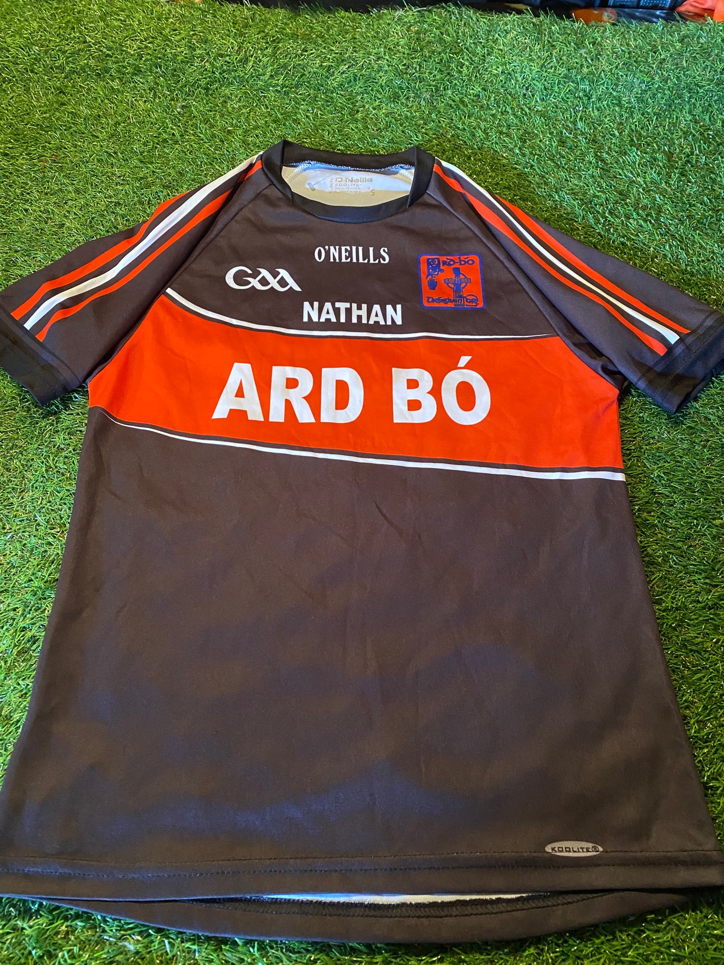 Ardbo Odonovan Rosa Co Tyrone GAA Gaelic Football Ireland Small Mans Tight Fit Jersey