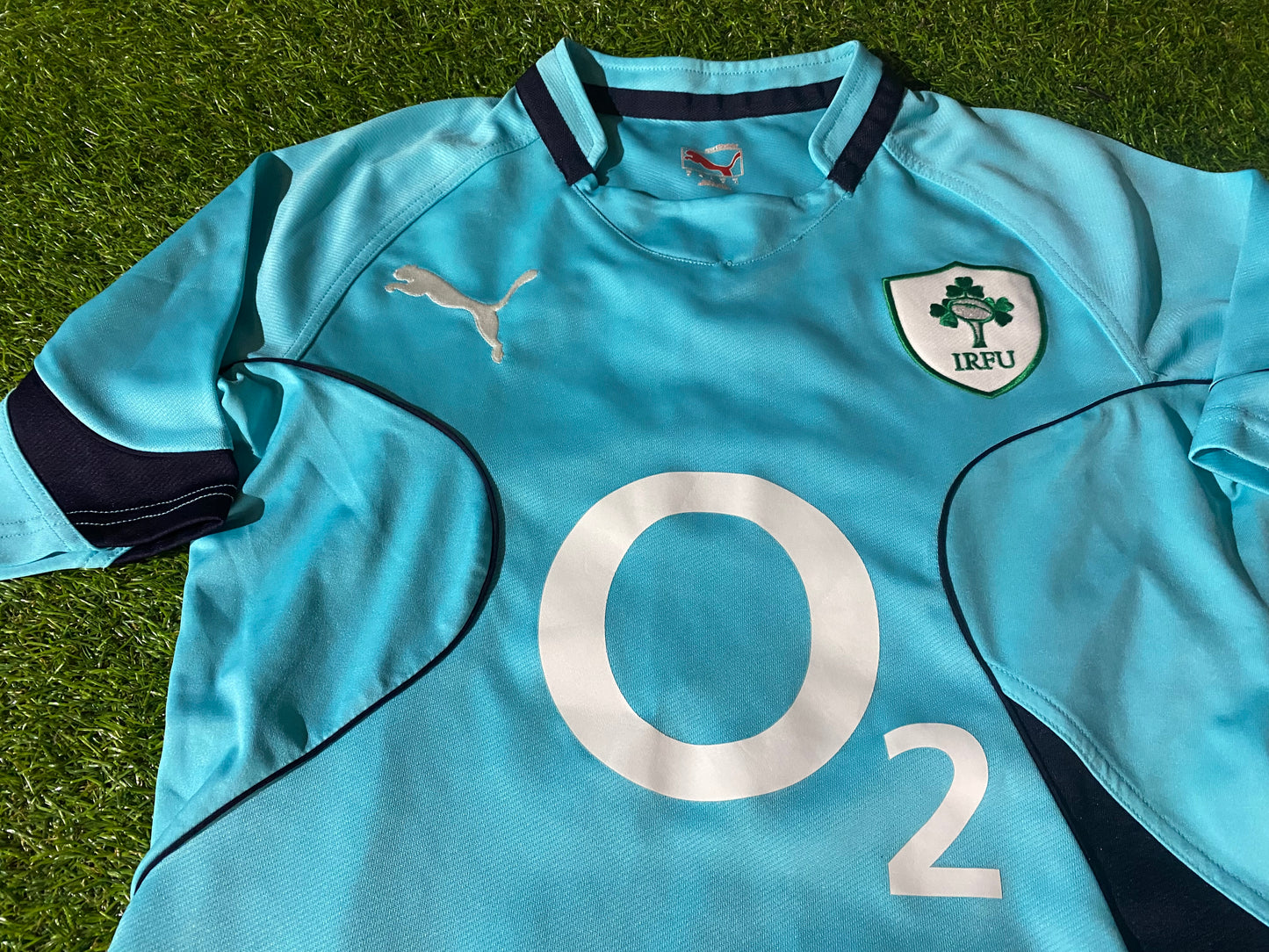 Ireland IRFU Eire Irish Rugby Union Medium Mans Puma Made Tighter Fit Longer Jersey