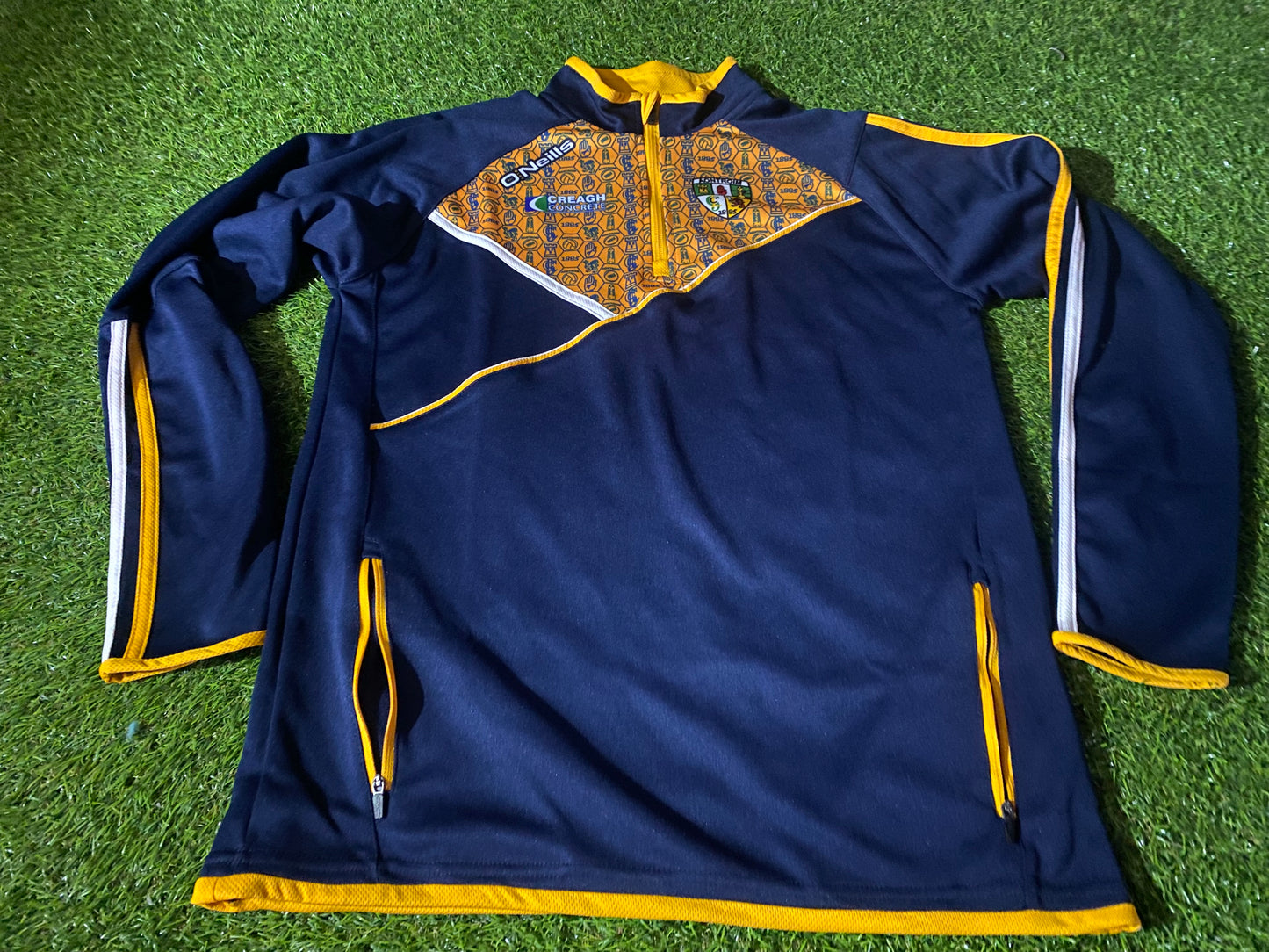 Co Antrim GAA Gaelic Football Hurling Ireland Small Mans Training Type Jacket