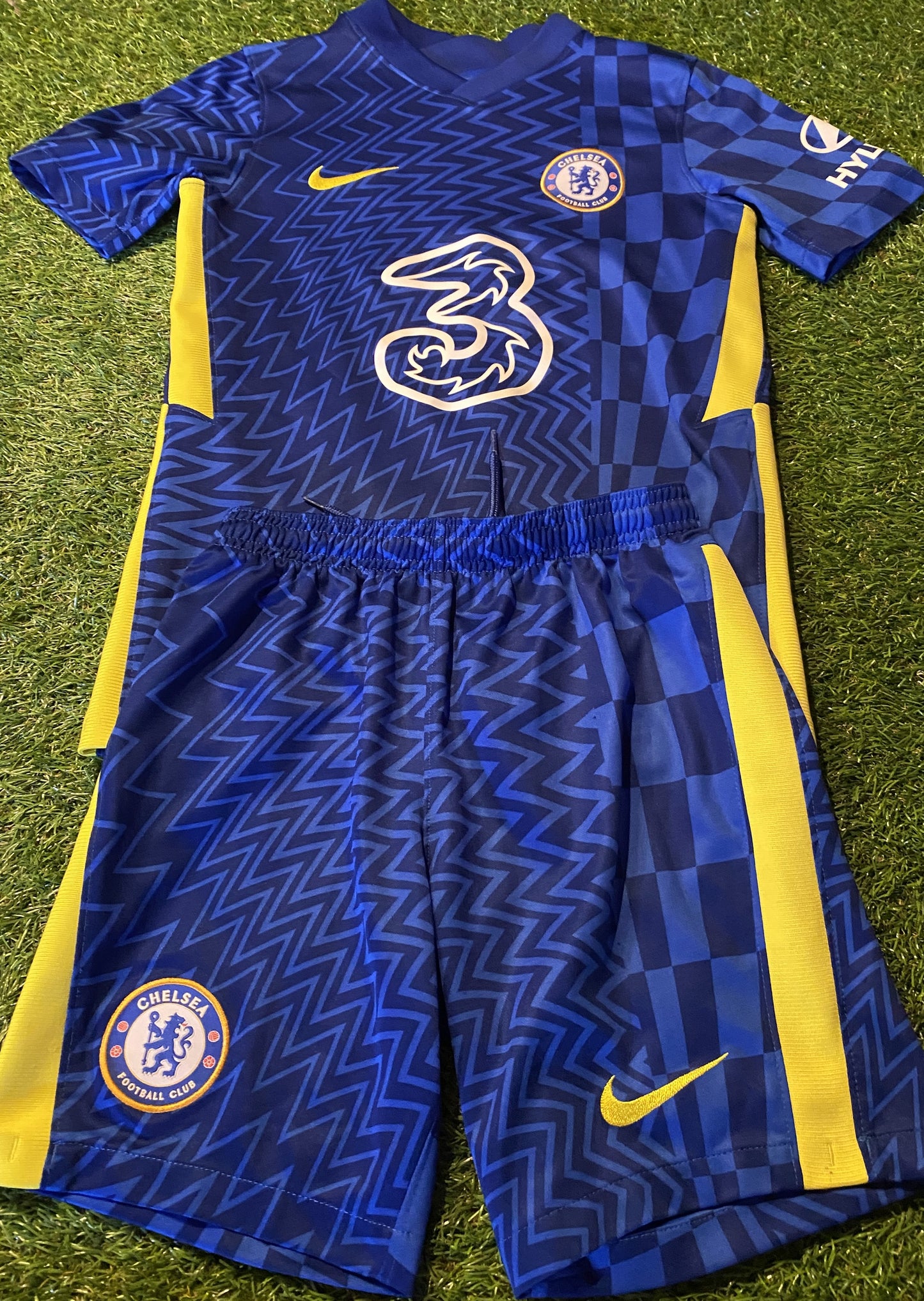 Chelsea FC Soccer Football Small Boys 7-8 Year Old Lukaku no9 EPL Nike Top & Shorts Set