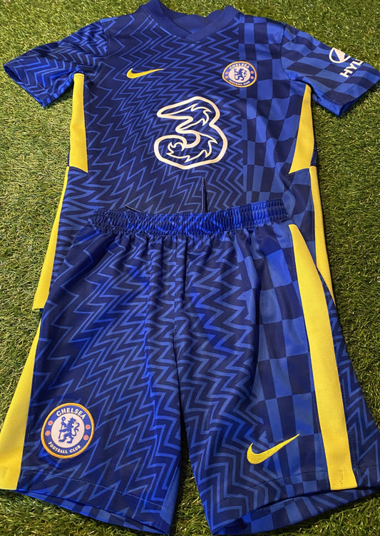 Chelsea FC Soccer Football Small Boys 7-8 Year Old Lukaku no9 EPL Nike Top & Shorts Set