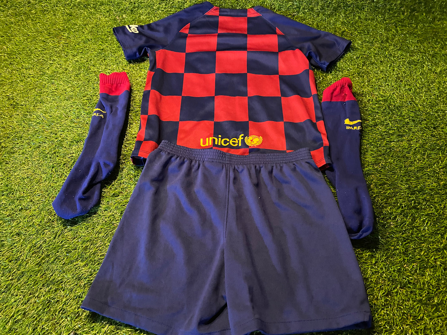 FCB Barcelona Spain Soccer Football Boys 6-7 Year Old 122-128cm Nike Official Full Kit