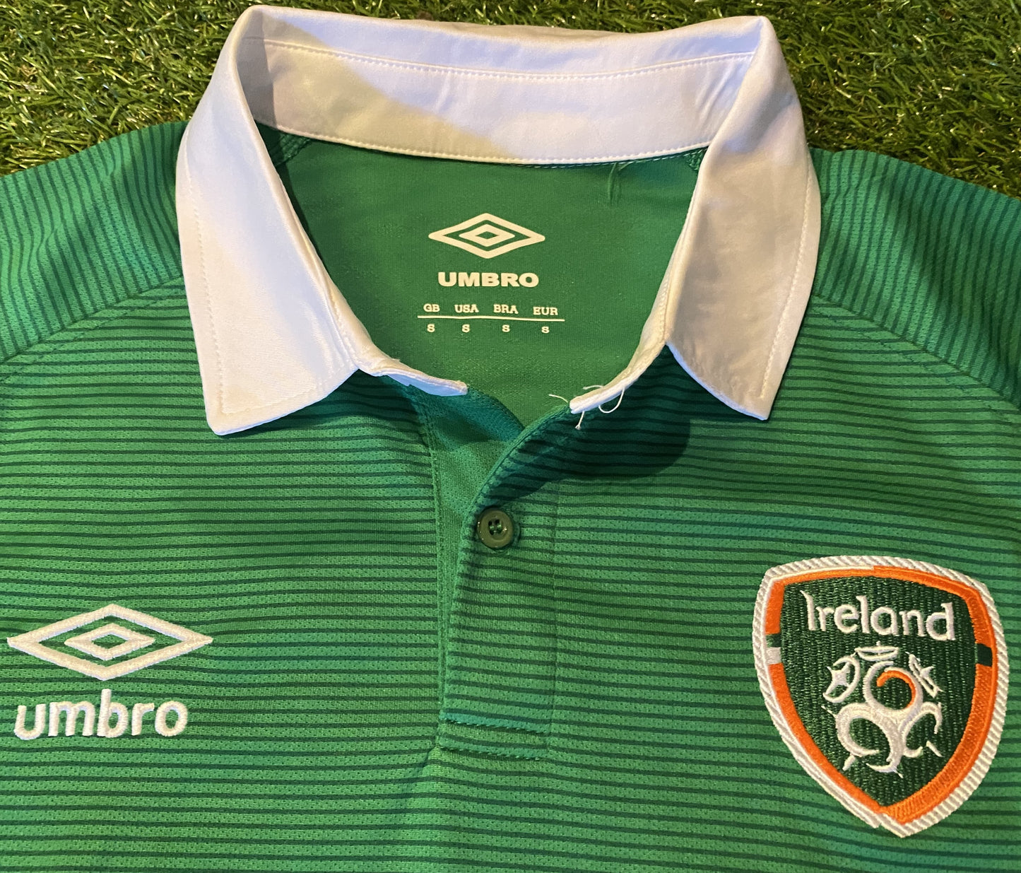 Republic of Ireland Football Small Mans Rare Unsponsored Player Issue Home Jersey